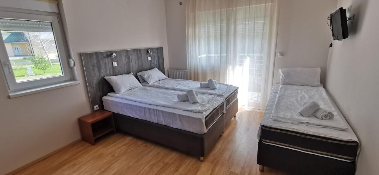 Apartments Milsa Lux ソコバニャ エクステリア 写真